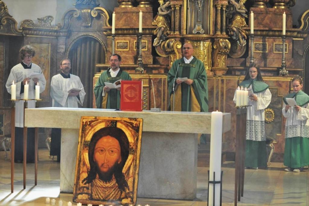 Sant’Egidio feiert den 51. Jahrestag in München mit den Armen und Freunden